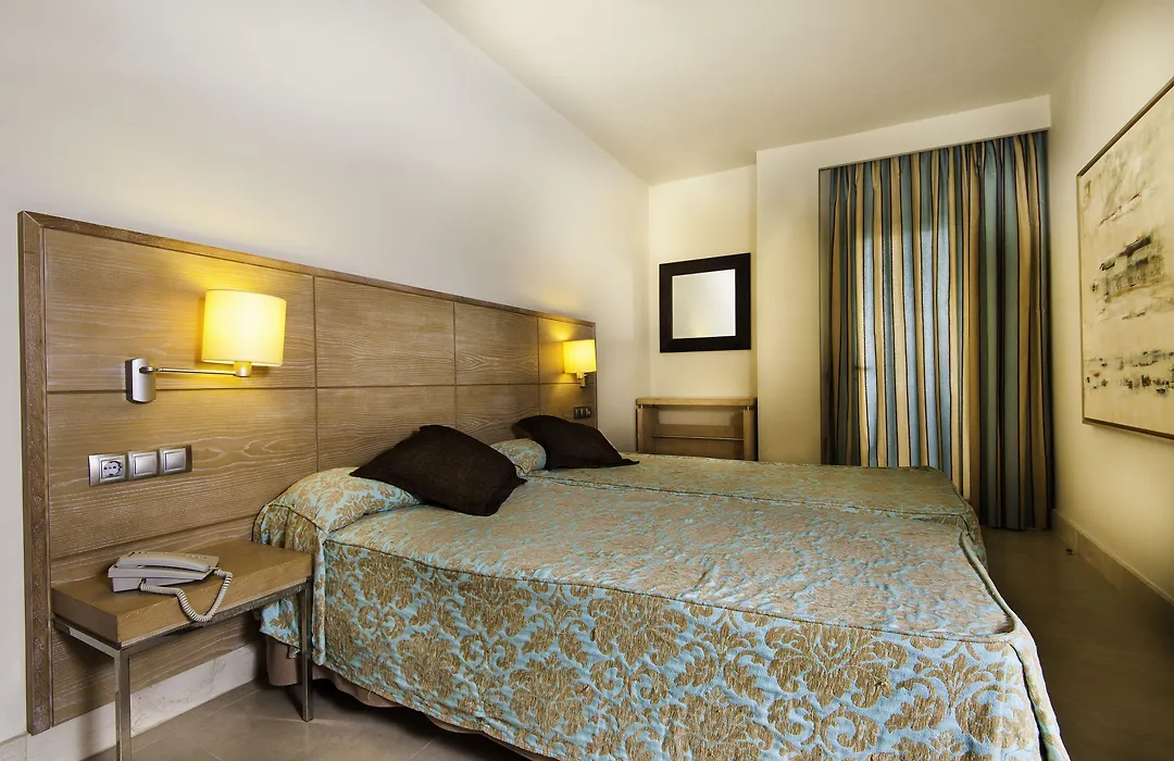 Kn Hotel Arenas Del Mar Adults Only-1